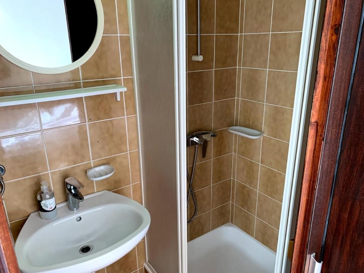Obradovic Rooms & Apartments Makarska Exteriör bild