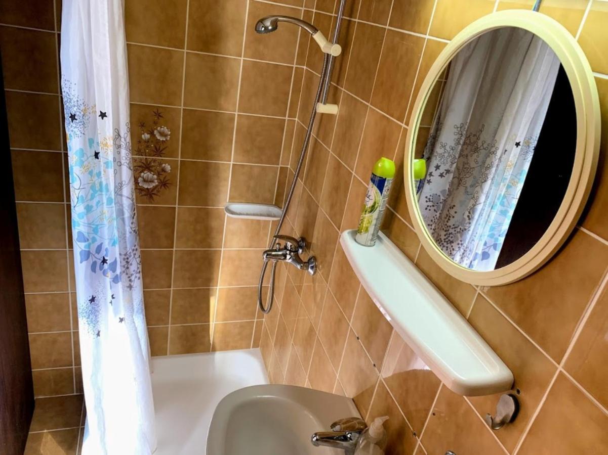 Obradovic Rooms & Apartments Makarska Exteriör bild