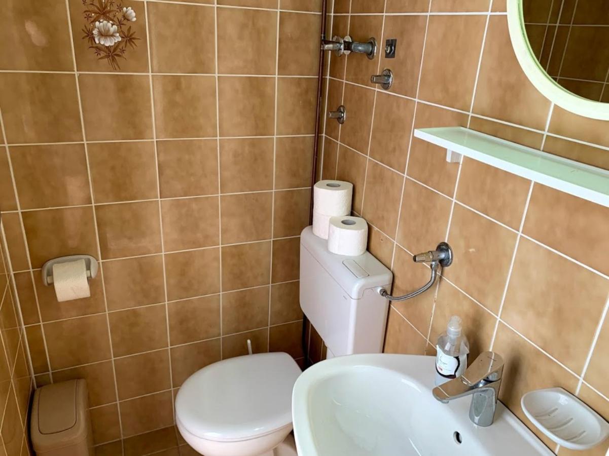 Obradovic Rooms & Apartments Makarska Exteriör bild