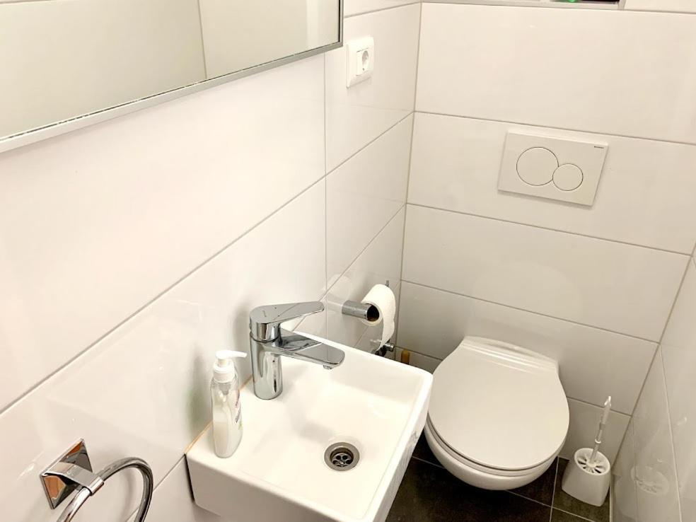 Obradovic Rooms & Apartments Makarska Exteriör bild