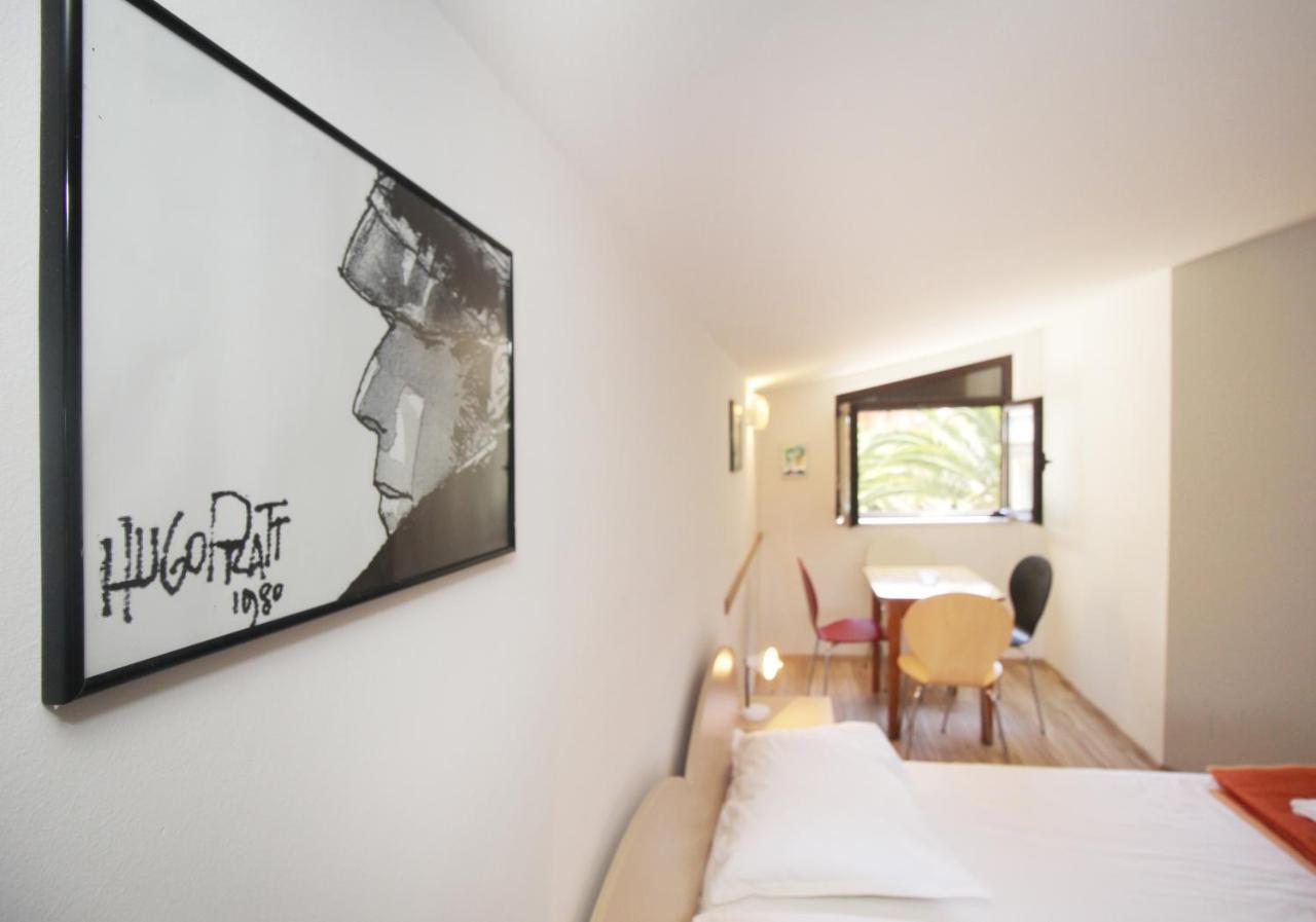 Obradovic Rooms & Apartments Makarska Exteriör bild